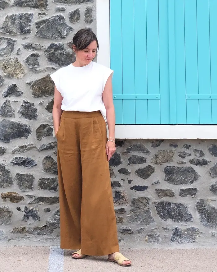 Patron du pantalon Orel en lin viscose Atelier Brunette.